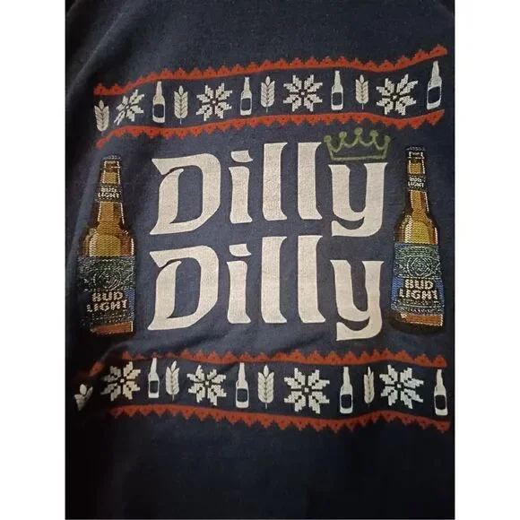 Dilly Dilly Bud Light Christmas Crewneck Men's size Medium - Picture 2 of 2
